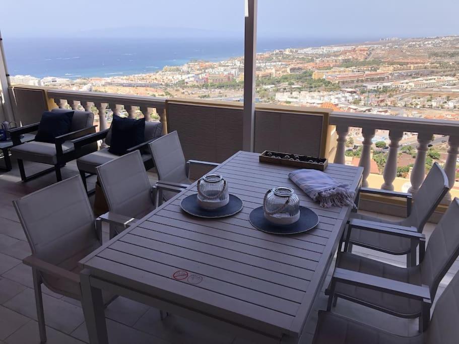 Apartamento Con Impresionantes Vistas Y Piscina Адехе Екстериор снимка