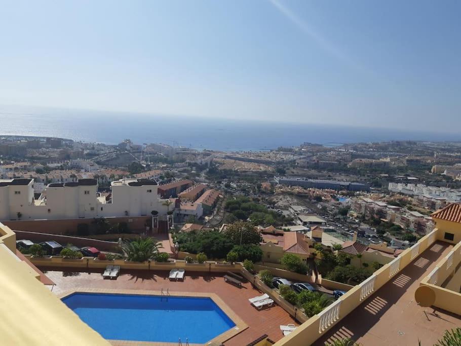 Apartamento Con Impresionantes Vistas Y Piscina Адехе Екстериор снимка