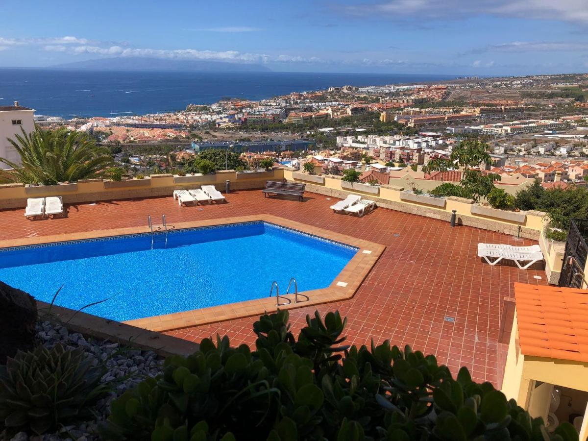 Apartamento Con Impresionantes Vistas Y Piscina Адехе Екстериор снимка