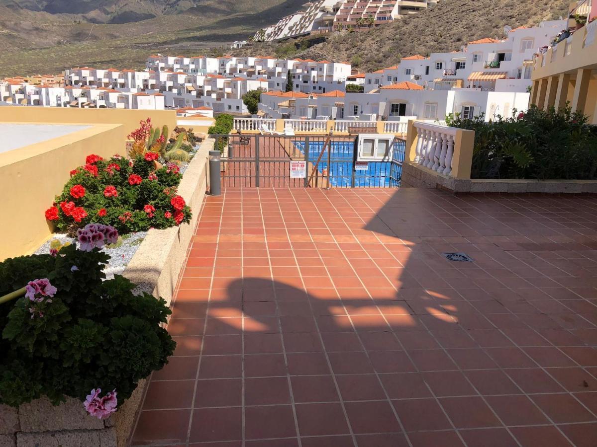 Apartamento Con Impresionantes Vistas Y Piscina Адехе Екстериор снимка